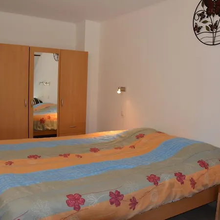 Сasa de vacaciones Rural Located In The Small Village Of 100 Nature Radelange