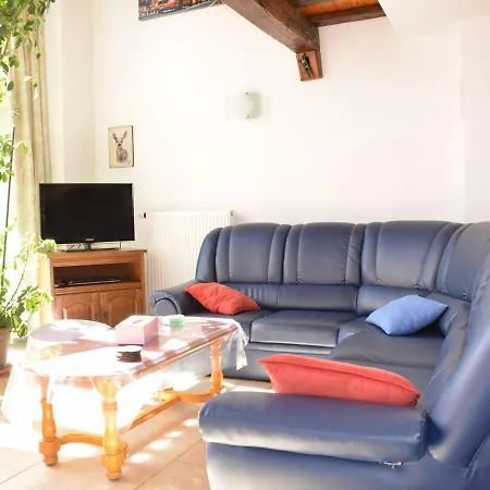 Сasa de vacaciones Rural Located In The Small Village Of 100 Nature *