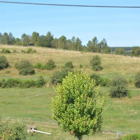 Сasa de vacaciones Rural Located In The Small Village Of 100 Nature